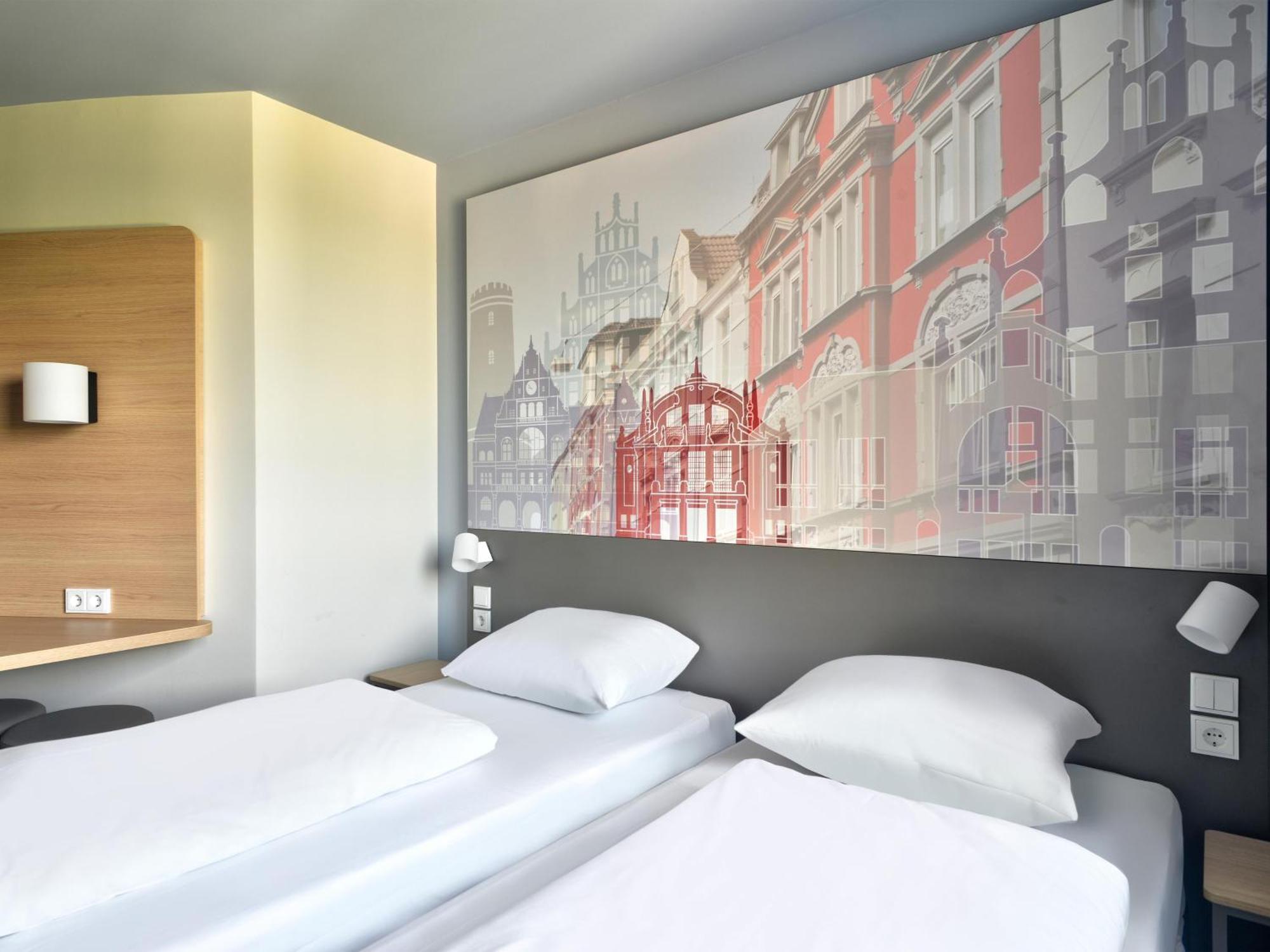 B&B Hotel Bielefeld-City ภายนอก รูปภาพ