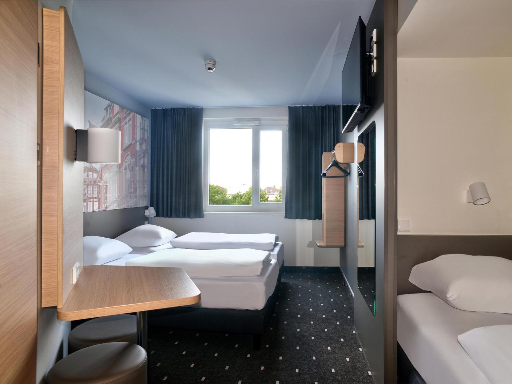 B&B Hotel Bielefeld-City ภายนอก รูปภาพ